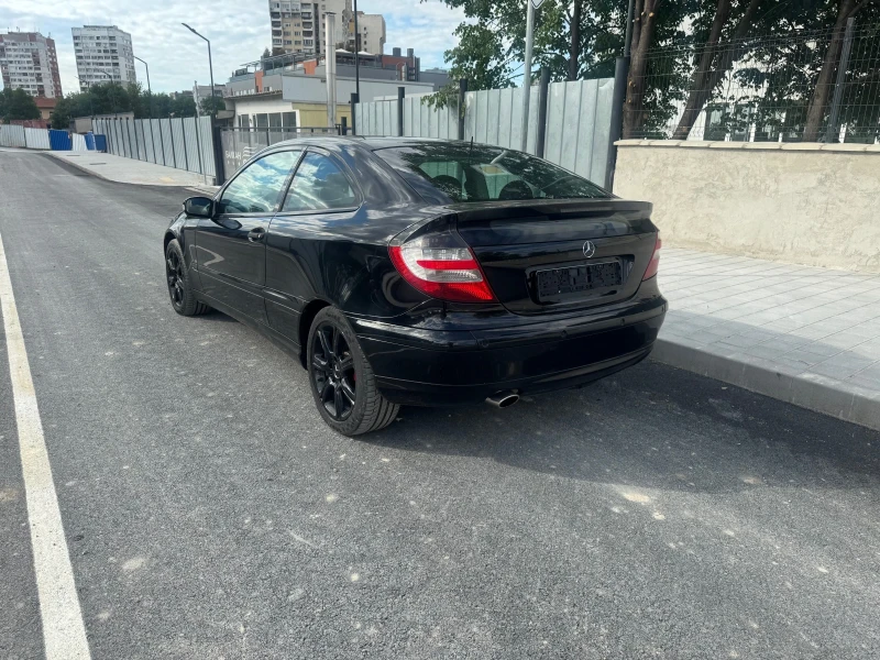Mercedes-Benz C 200 1.8i, снимка 5 - Автомобили и джипове - 50396110