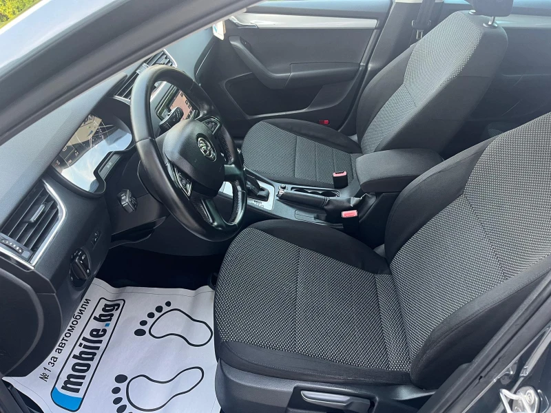 Skoda Octavia 2.0 TDI AVTO NAVI, снимка 12 - Автомобили и джипове - 51684450