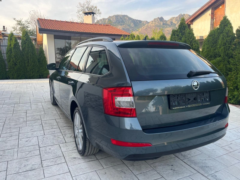 Skoda Octavia 2.0 TDI AVTO NAVI, снимка 7 - Автомобили и джипове - 51684450