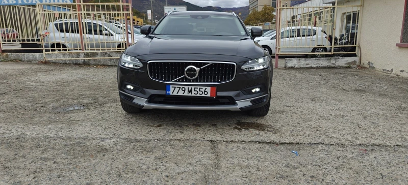 Volvo V90 Cross Country 21г.FaceВсичко, снимка 3 - Автомобили и джипове - 52398922