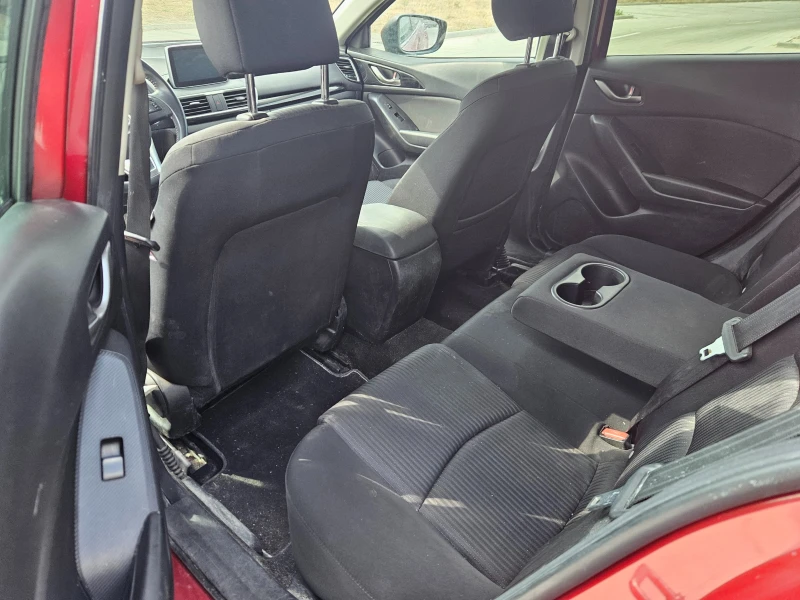 Mazda 3, снимка 9 - Автомобили и джипове - 52471937