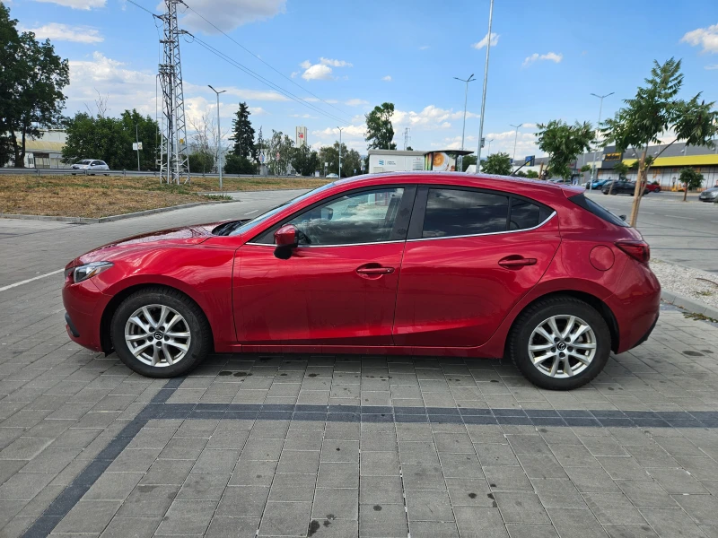 Mazda 3, снимка 5 - Автомобили и джипове - 52471937