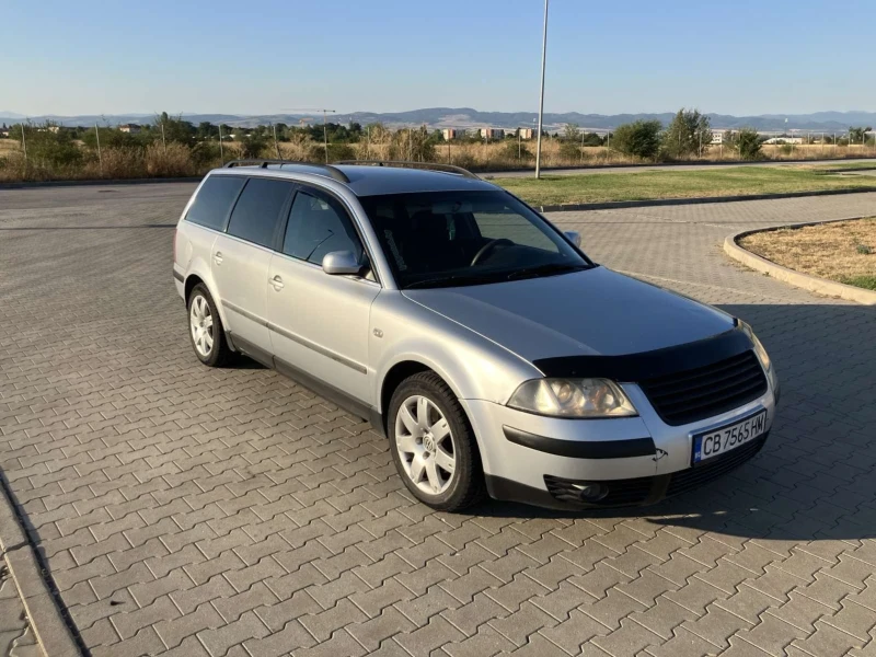 VW Passat, снимка 2 - Автомобили и джипове - 52525782
