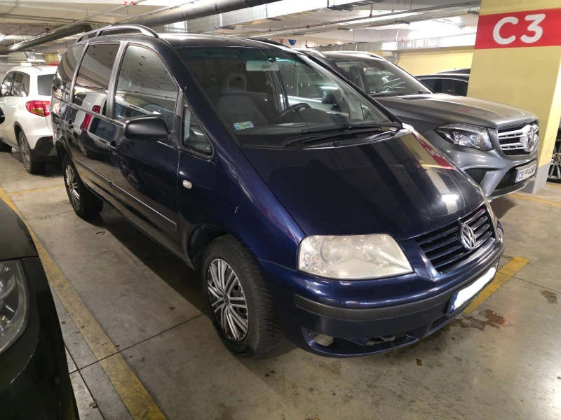 VW Sharan 1.9 TDI, снимка 2 - Автомобили и джипове - 53242641