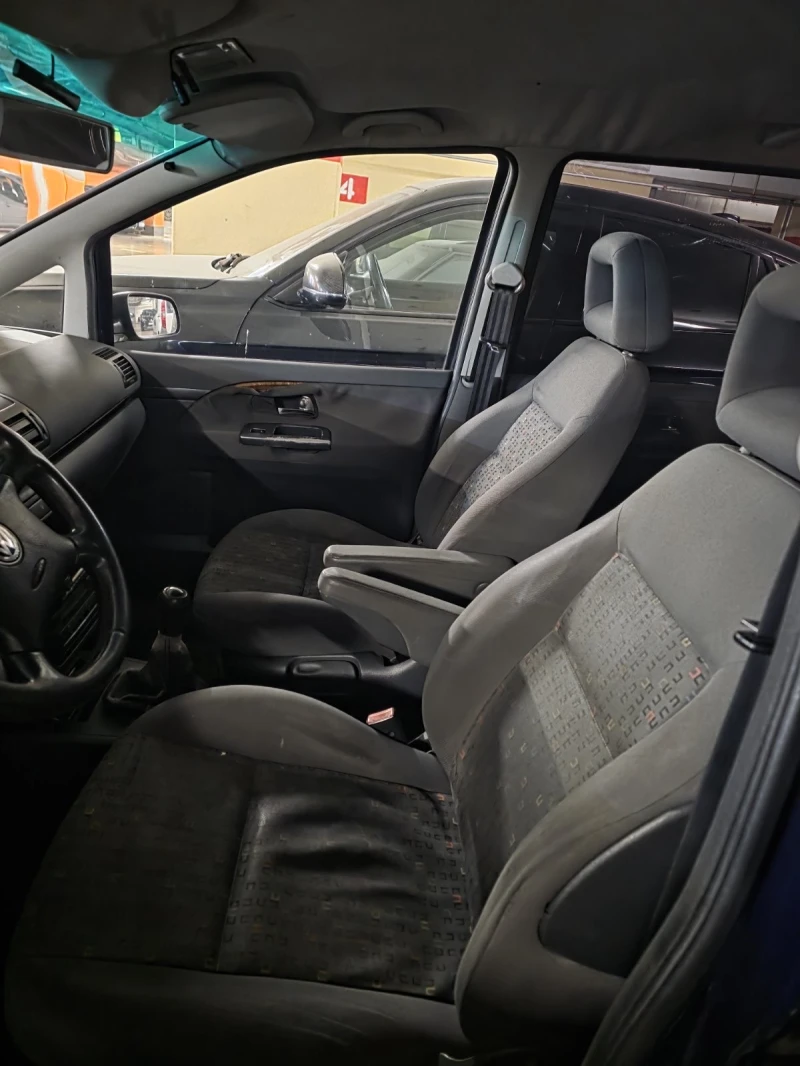 VW Sharan 1.9 TDI, снимка 6 - Автомобили и джипове - 53242641