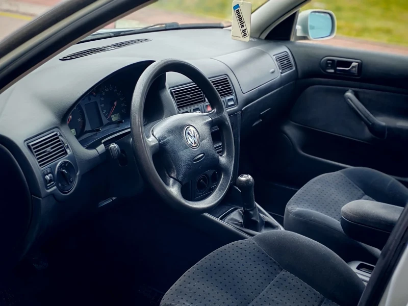 VW Golf 1.9TDI(90)* RACELINE-EDITION* НОВ ВНОС* , снимка 12 - Автомобили и джипове - 53458464