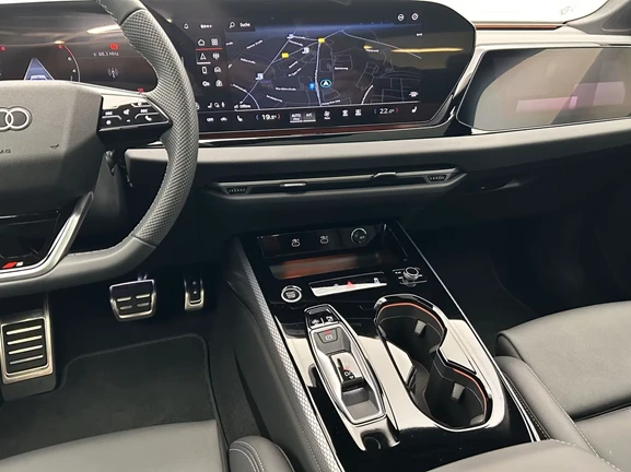 Audi A5 Sportback 40 TFSI Quattro = S-line = Гаранция - изображение 8