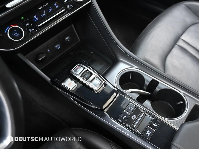 Hyundai Sonata 2.0 PREMIUM, снимка 9 - Автомобили и джипове - 54482360