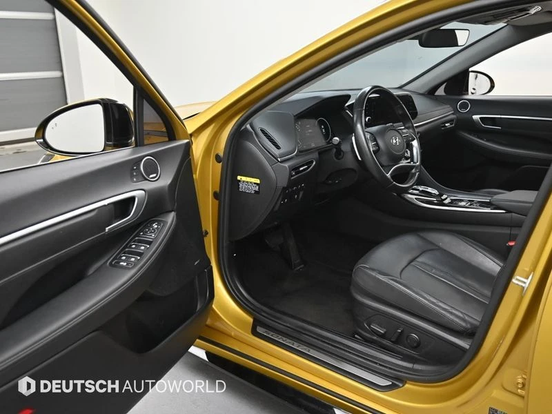 Hyundai Sonata 2.0 PREMIUM, снимка 11 - Автомобили и джипове - 54482360