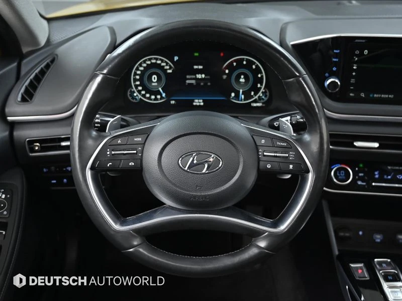 Hyundai Sonata 2.0 PREMIUM, снимка 13 - Автомобили и джипове - 54482360