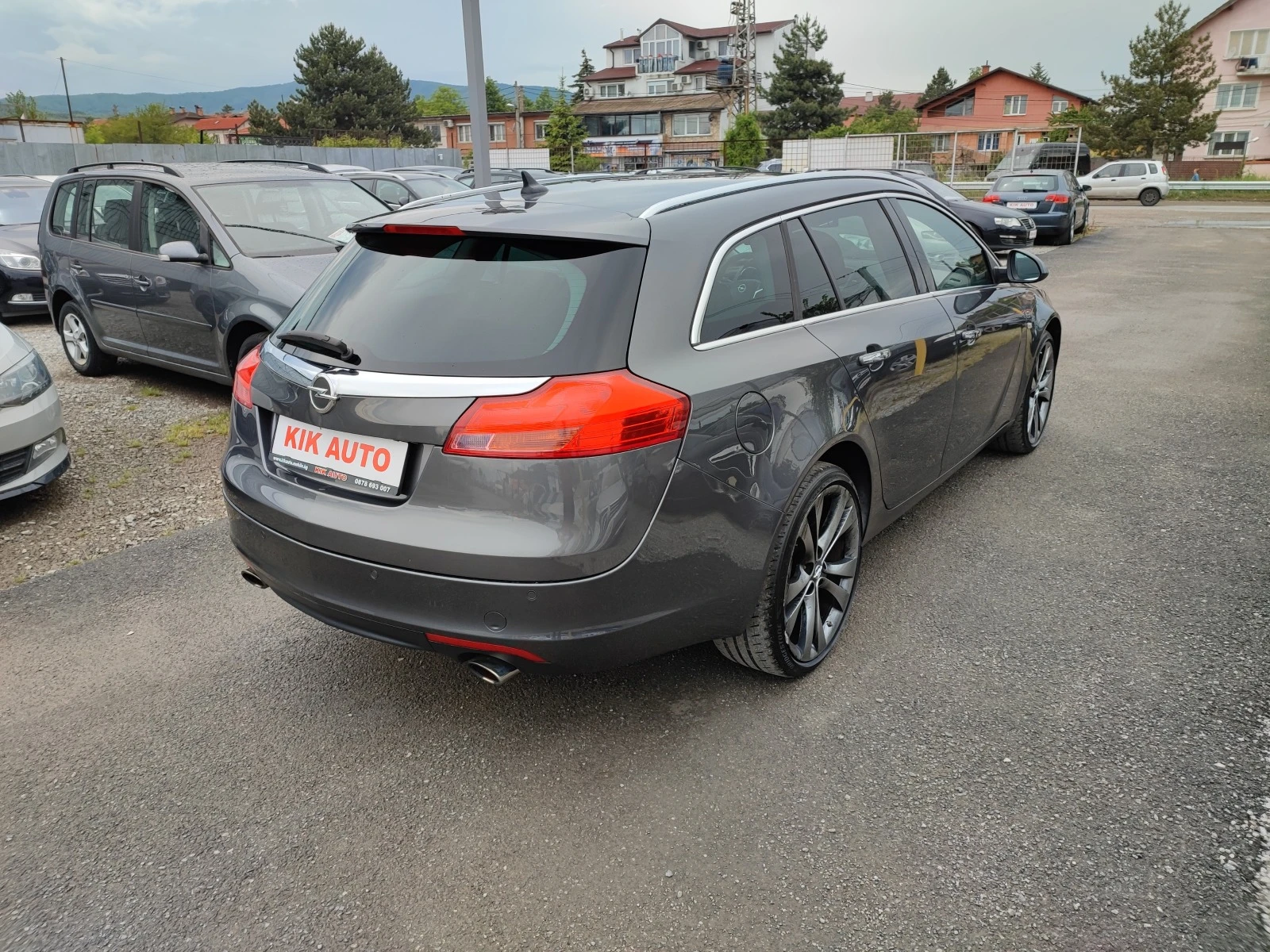 Opel Insignia 2.8- V6- 4X4-260ks - изображение 4