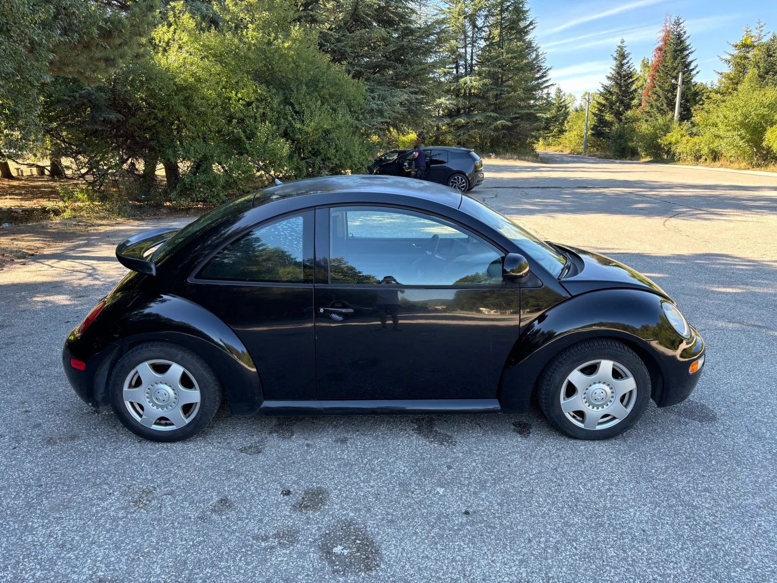 VW Beetle 2.0 i | Mobile.bg   4