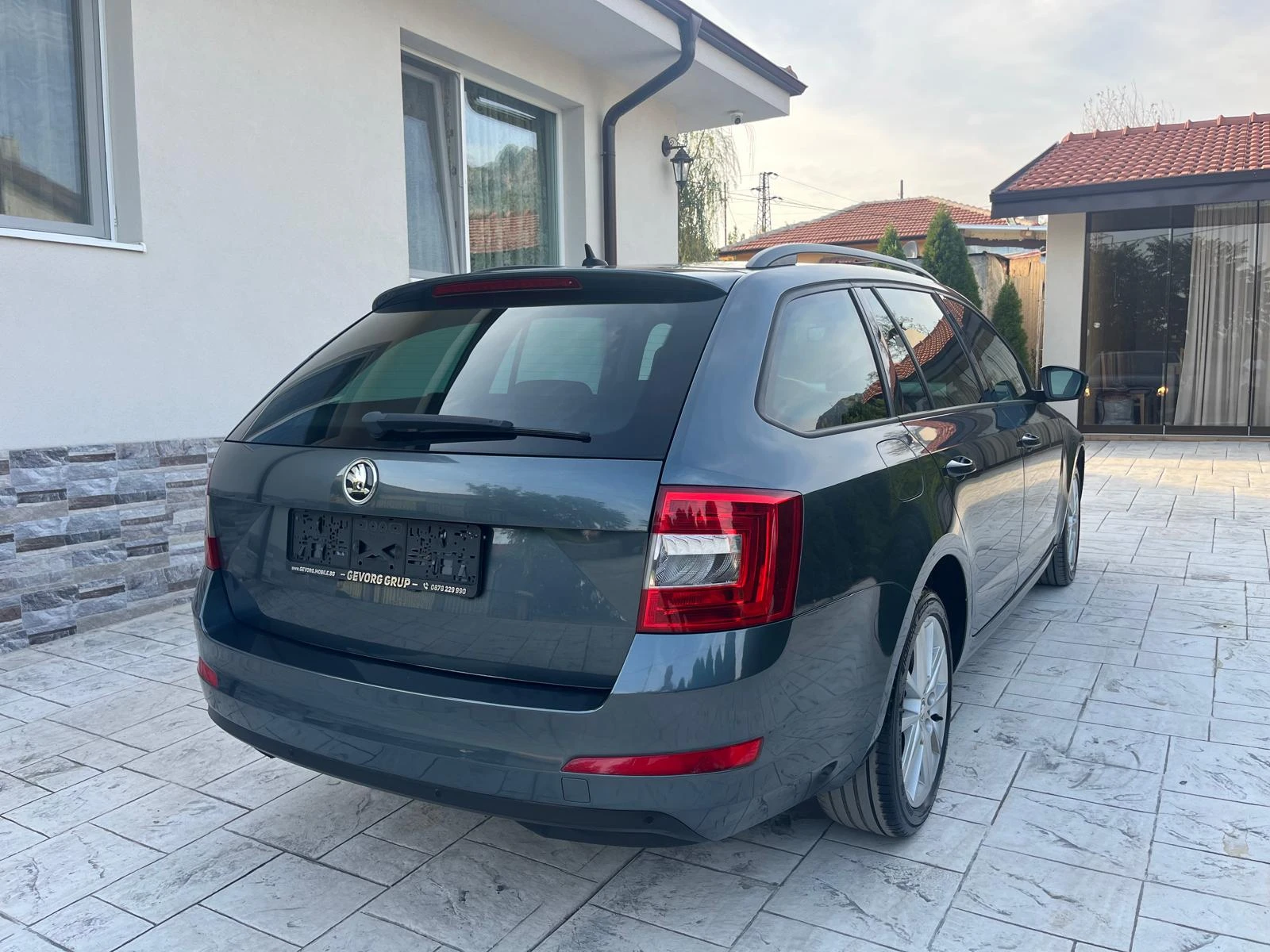 Skoda Octavia 2.0 TDI AVTO NAVI - изображение 5