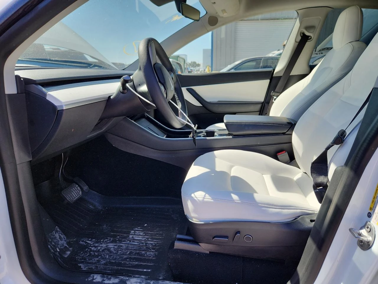 Tesla Model Y * ДИРЕКТНО ЗАКУПУВАНЕ* ФИКС.ЦЕНА*  - изображение 4