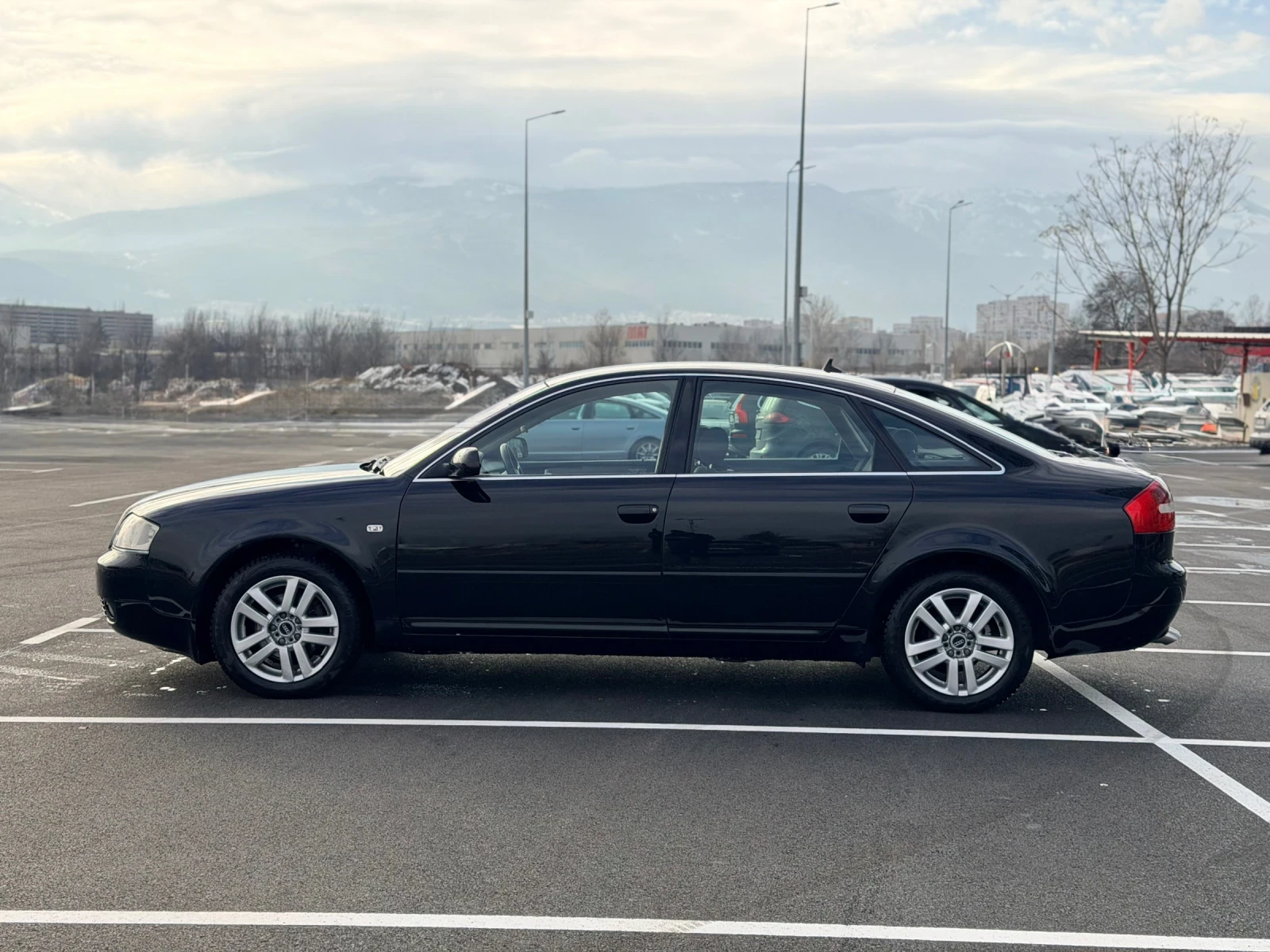 Audi A6 1.9TDi-Обслужен-Всичко платено-лизинг - изображение 4