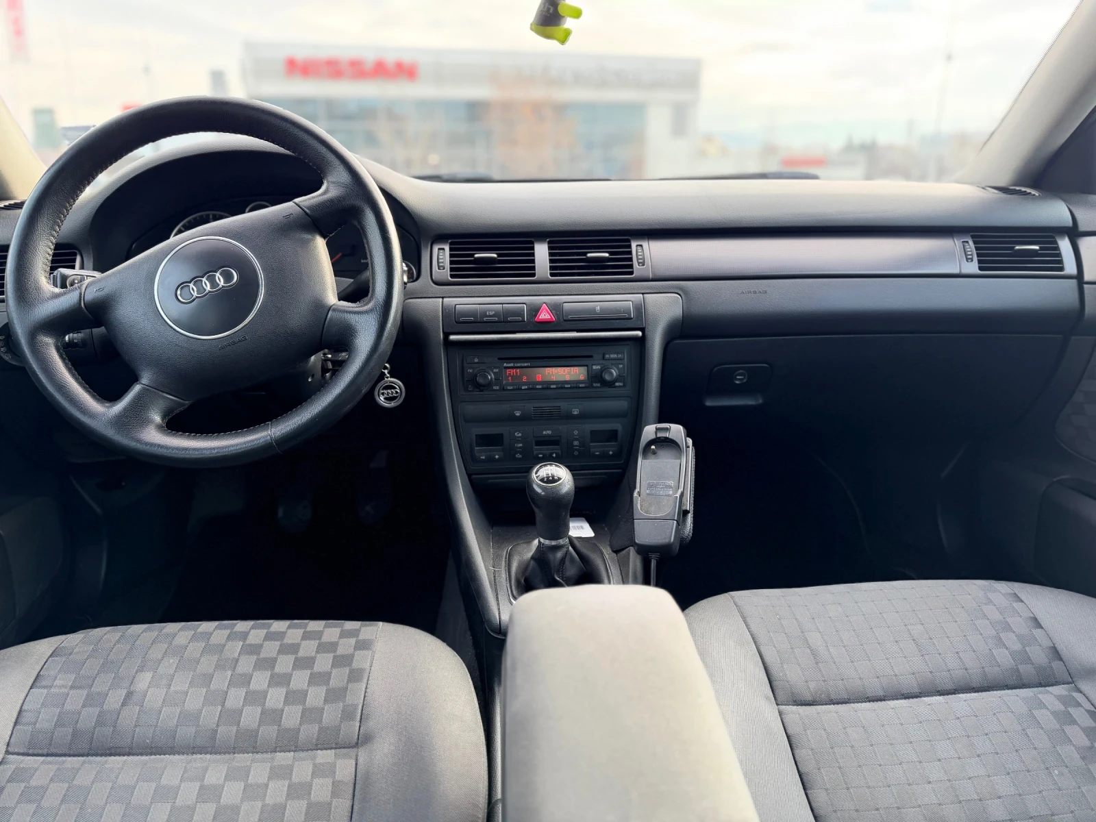 Audi A6 1.9TDi-Обслужен-Всичко платено-лизинг - изображение 10