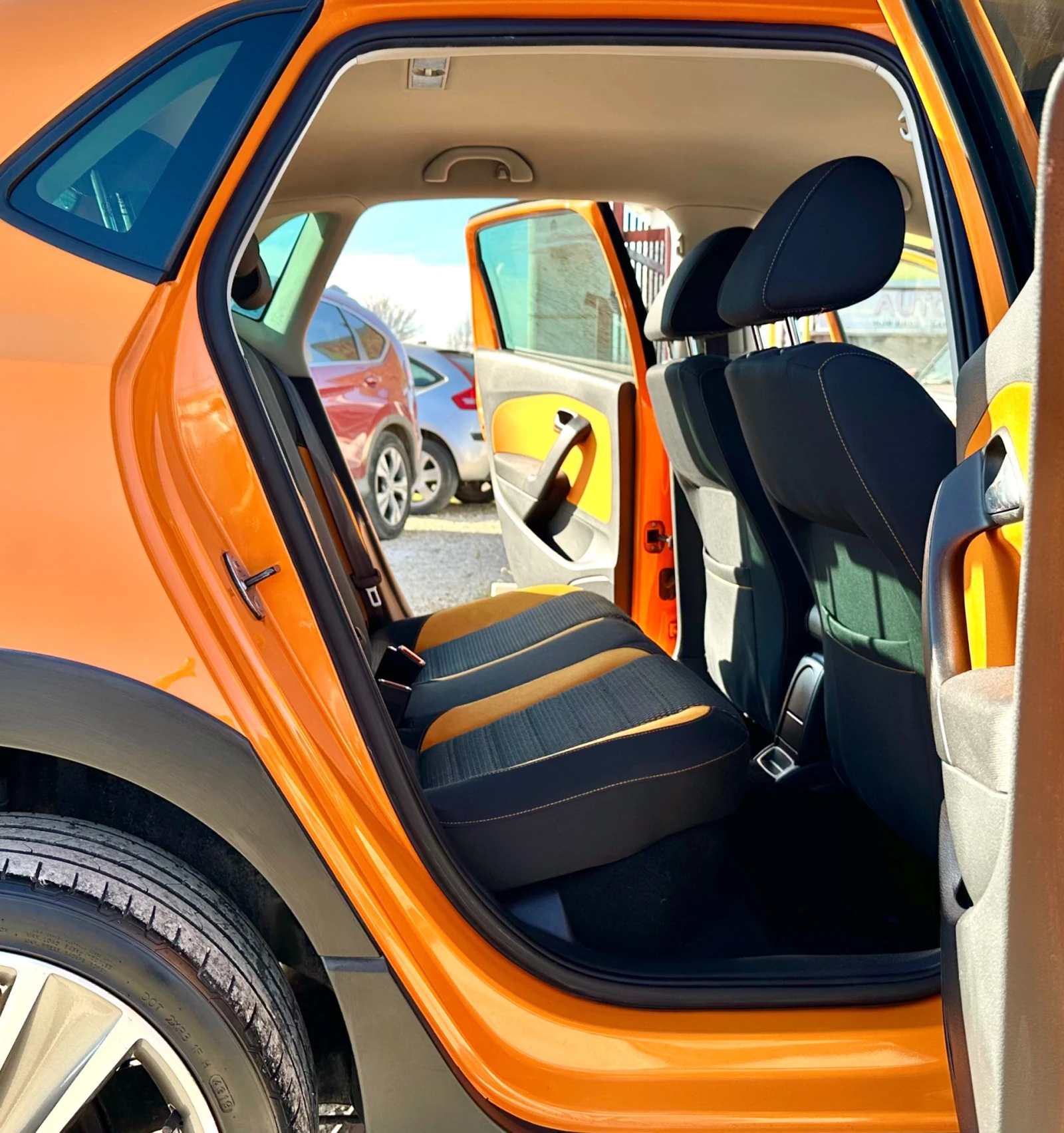 VW Polo CROSS 1.2i 105HP  | Mobile.bg � ����������� 12