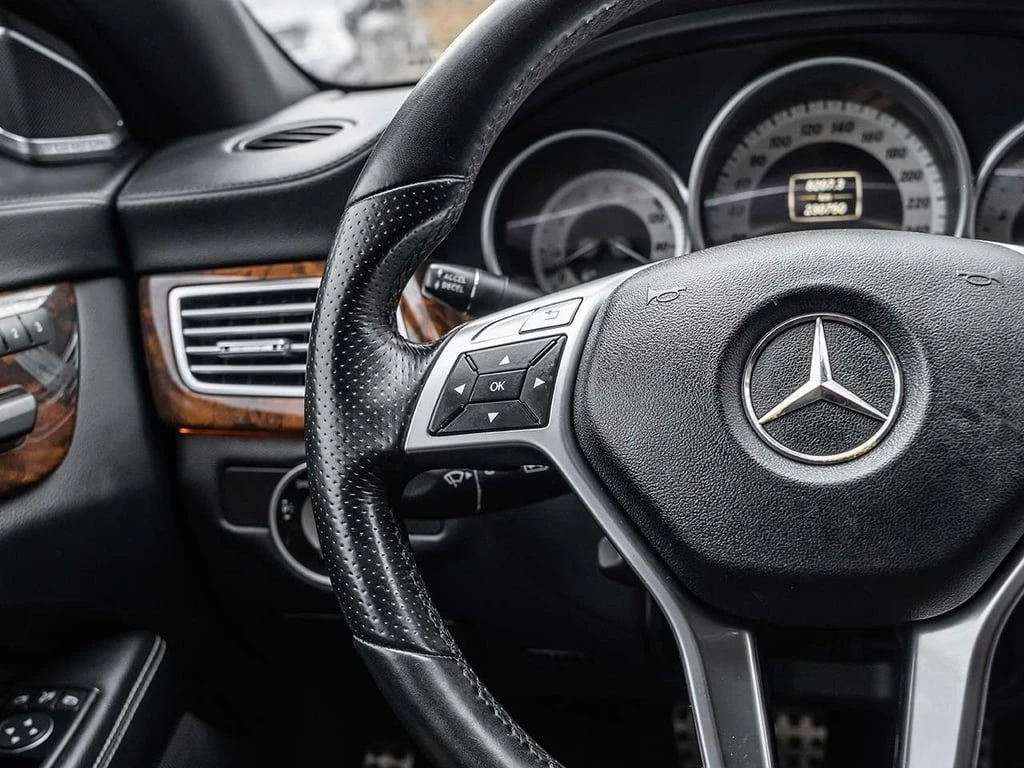 Mercedes-Benz CLS * CLS550 4 MATIC * CARFAX * ���� �� �� | Mobile.bg � ����������� 11