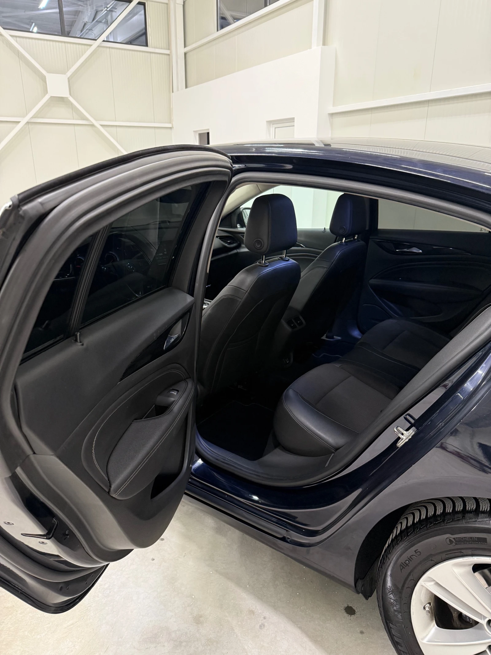 Opel Insignia B Grand Sport 2.0 CDTI - изображение 8