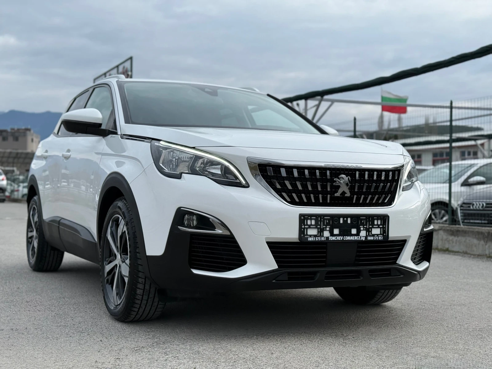 Peugeot 3008 1.5-BLUEHDI-8-speed-TOP-DIGITALEN KM-F1-ALLURE
