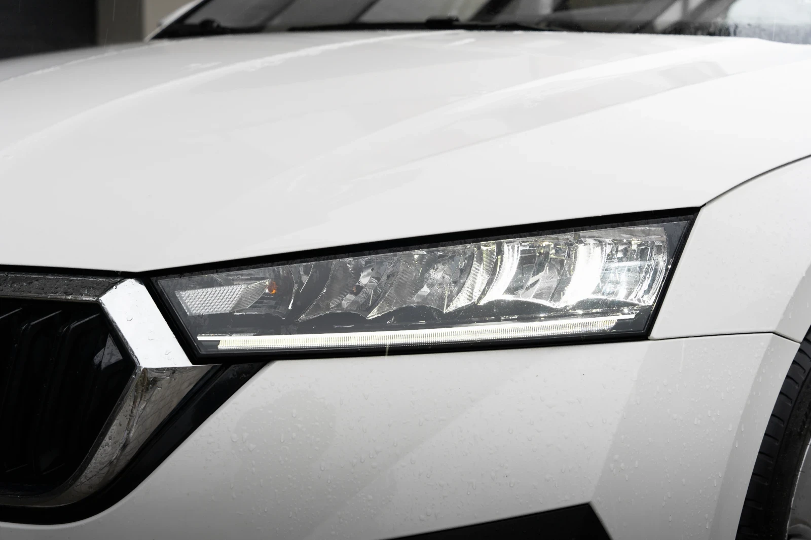 Skoda Octavia 2.0 TDI, снимка 6 - Автомобили и джипове - 54005071