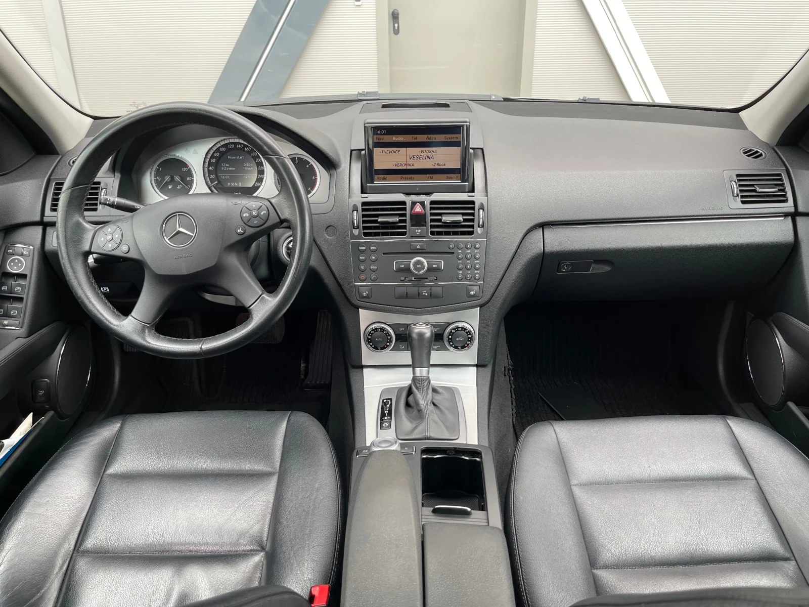 Mercedes-Benz C 320 Avantgard, кожа, нави , снимка 12 - Автомобили и джипове - 54222131
