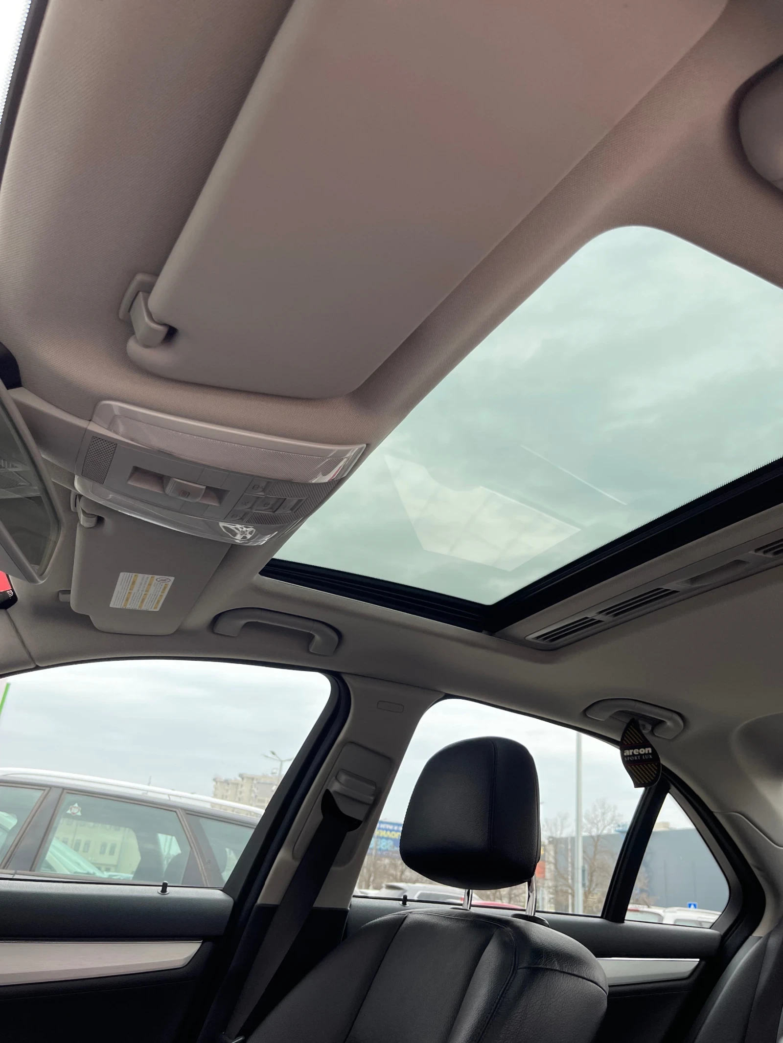 Mercedes-Benz C 320 Avantgard, кожа, нави , снимка 16 - Автомобили и джипове - 54222131