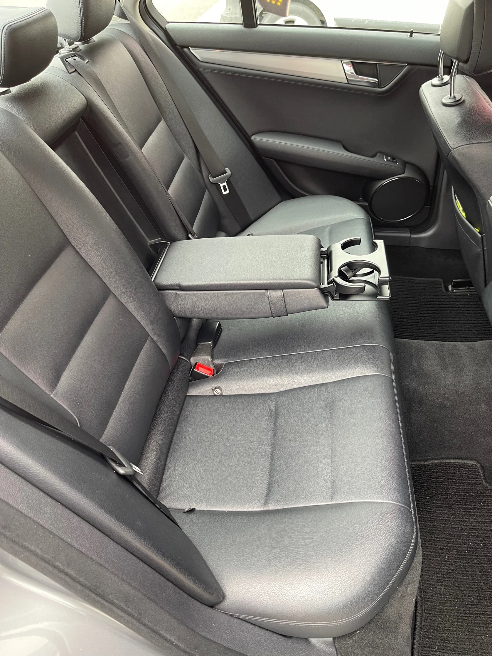 Mercedes-Benz C 320 Avantgard, кожа, нави , снимка 11 - Автомобили и джипове - 54222131