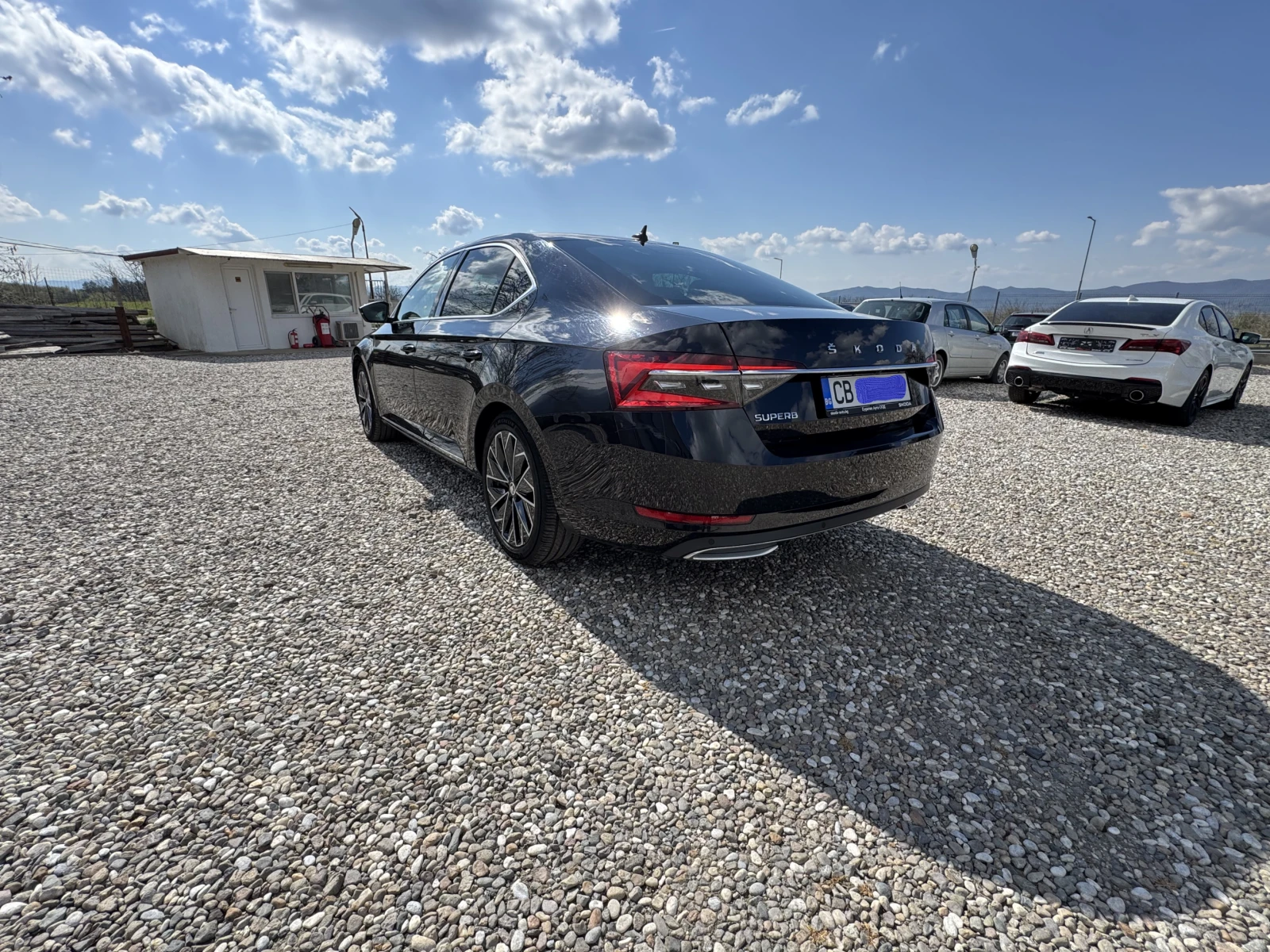 Skoda Superb Laurin & Klement, снимка 5 - Автомобили и джипове - 54240630