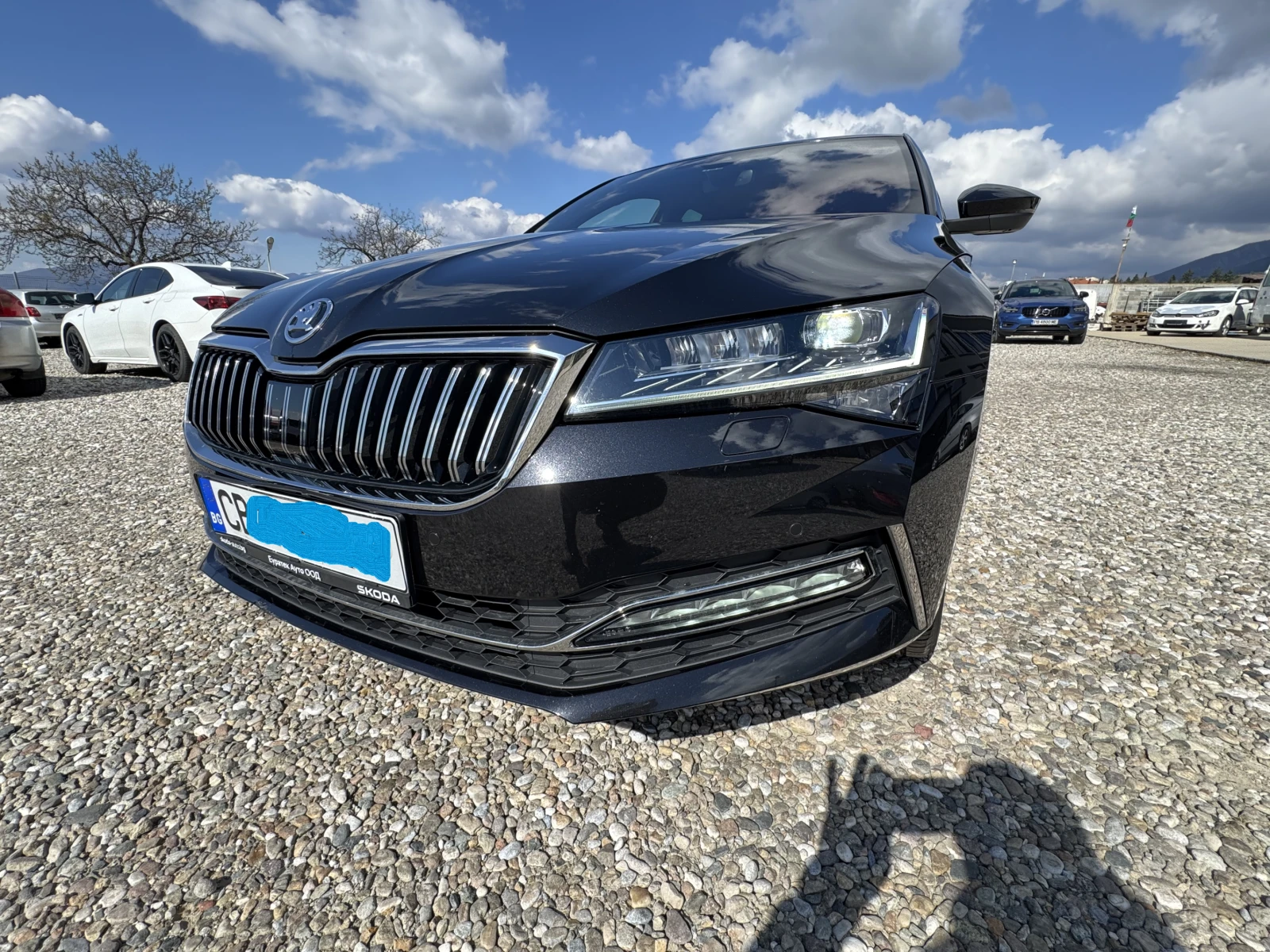 Skoda Superb Laurin & Klement, снимка 2 - Автомобили и джипове - 54240630