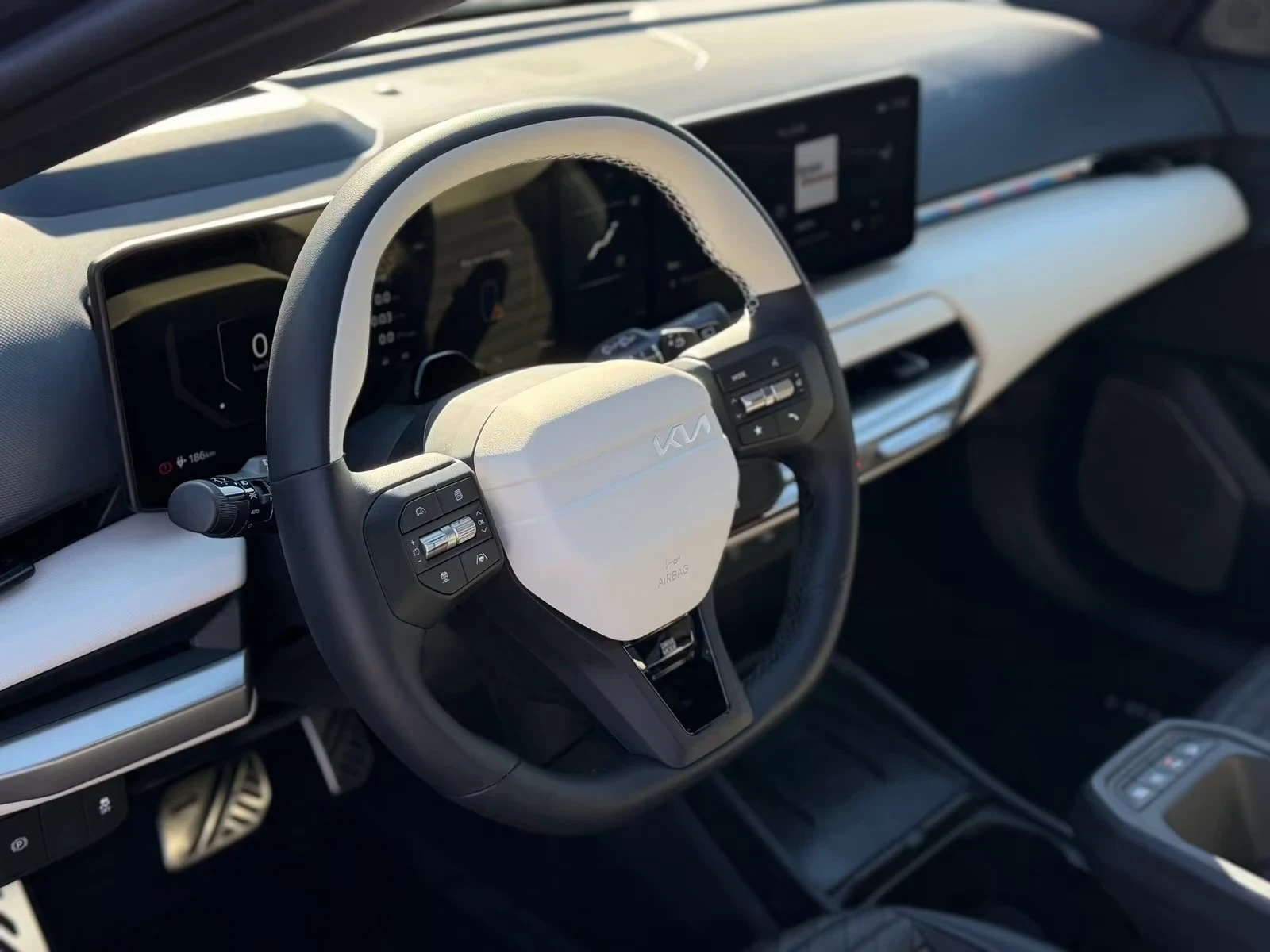 Kia EV4 GT-Line 81kWh 360* DISTR Matrix HUD Winter Package | Mobile.bg � ����������� 8