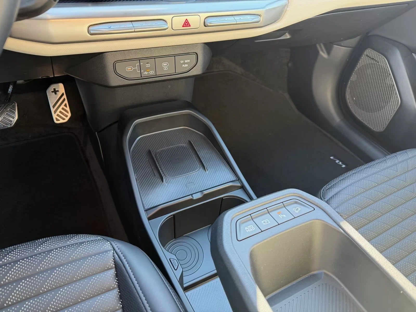 Kia EV4 GT-Line 81kWh 360* DISTR Matrix HUD Winter Package | Mobile.bg � ����������� 11