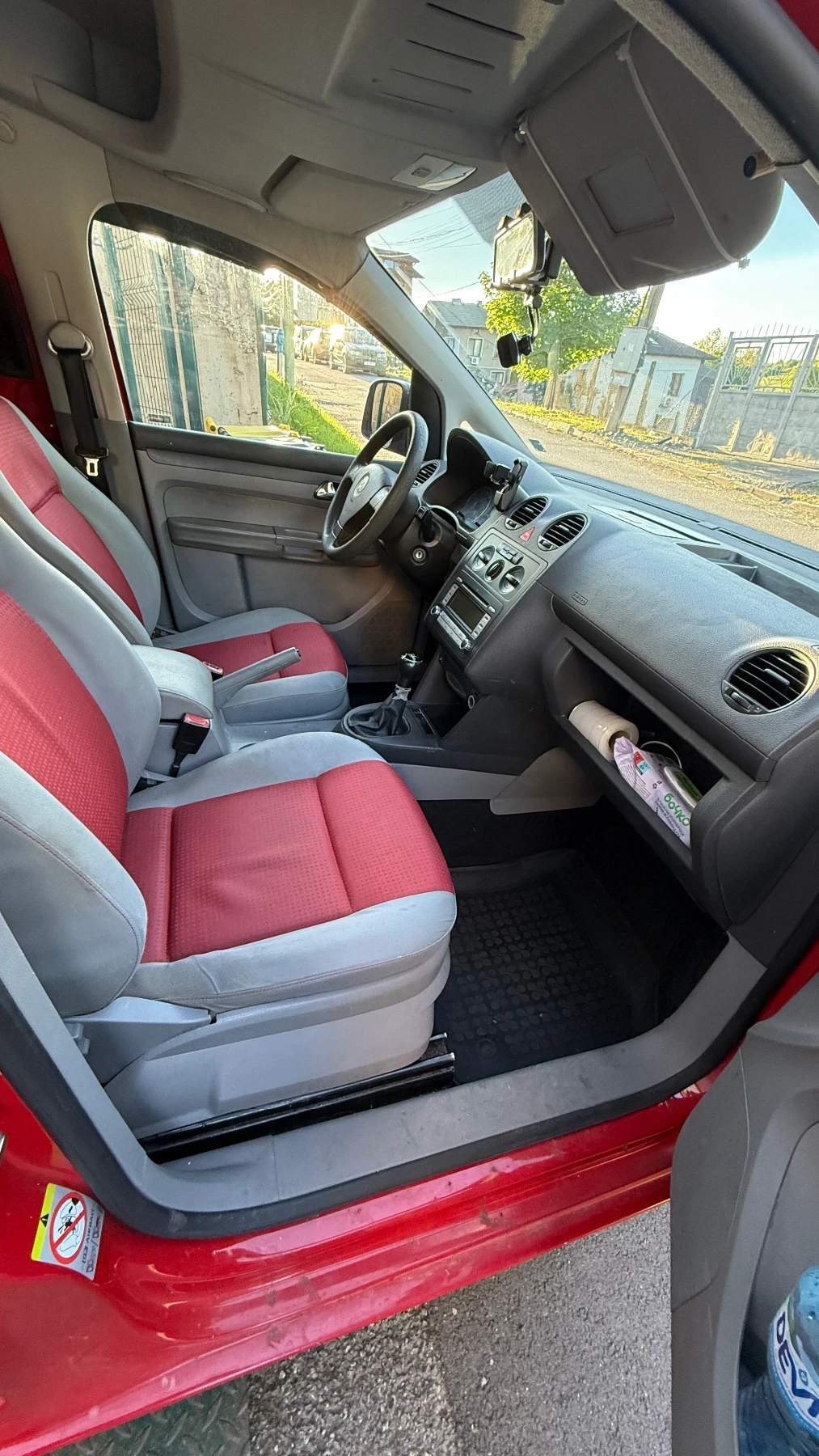 VW Caddy, снимка 6 - Автомобили и джипове - 54663045