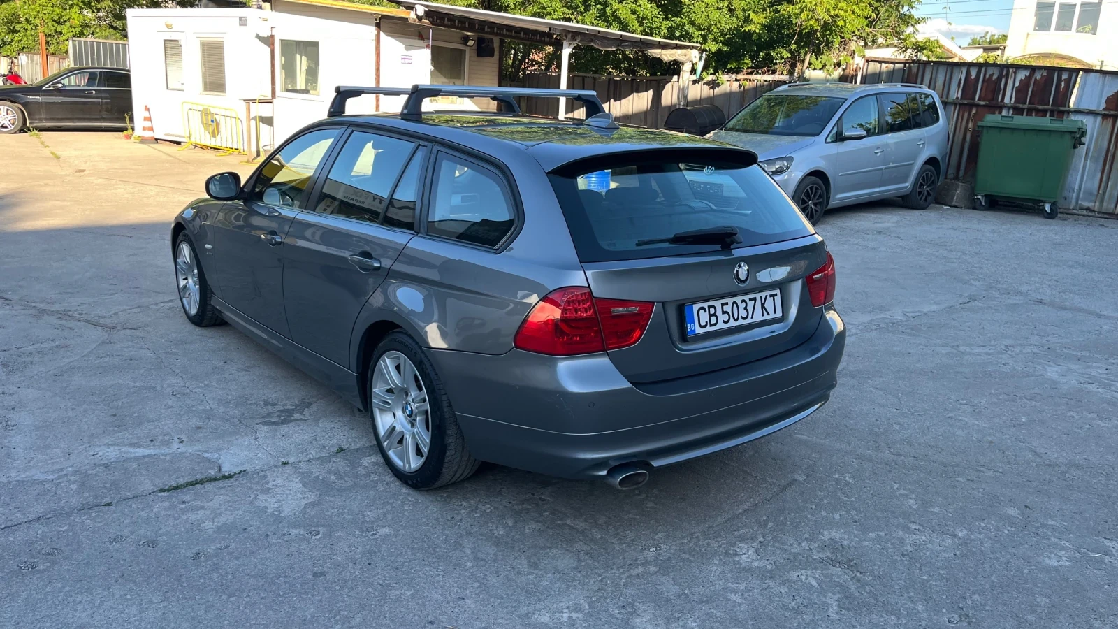 BMW 320 2.0D XDrive 177ks , снимка 7 - Автомобили и джипове - 54904354