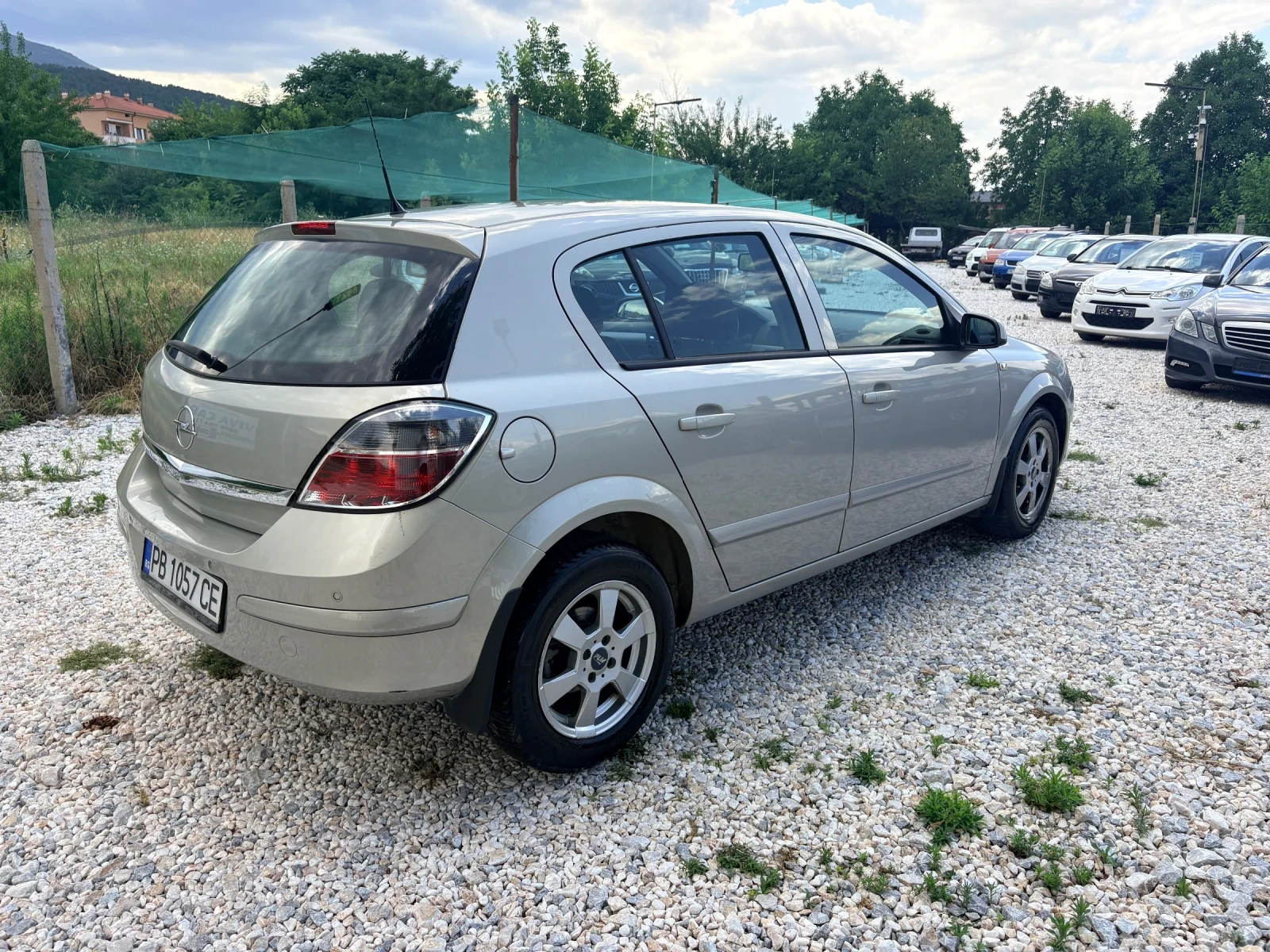 Opel Astra 1.4 i Avtomatic, снимка 6 - Автомобили и джипове - 55154594