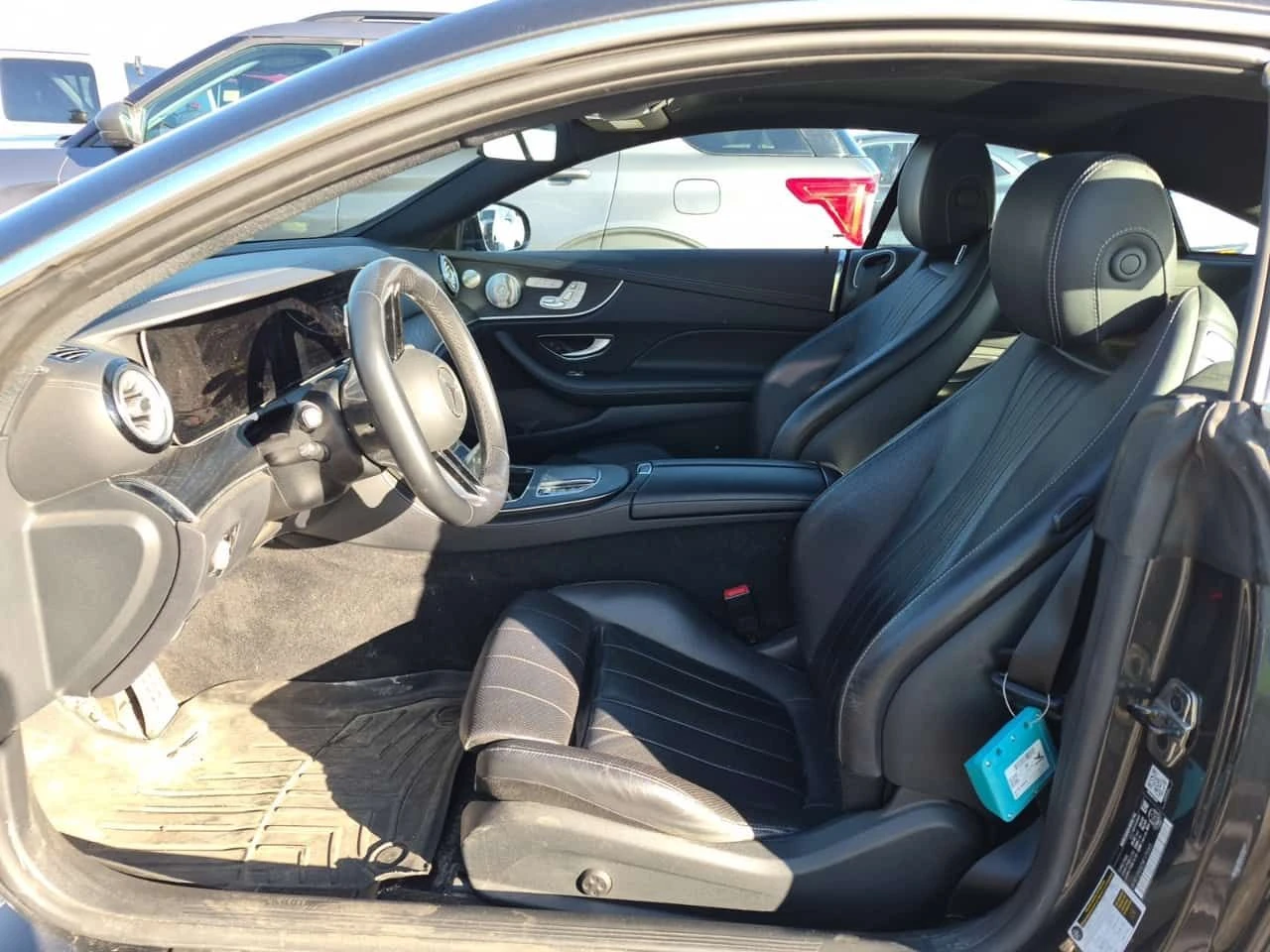 Mercedes-Benz E 450 * CARFAX * БЕЗ ПЪРВОНАЧАЛНА ВНОСКА, снимка 8 - Автомобили и джипове - 55405054