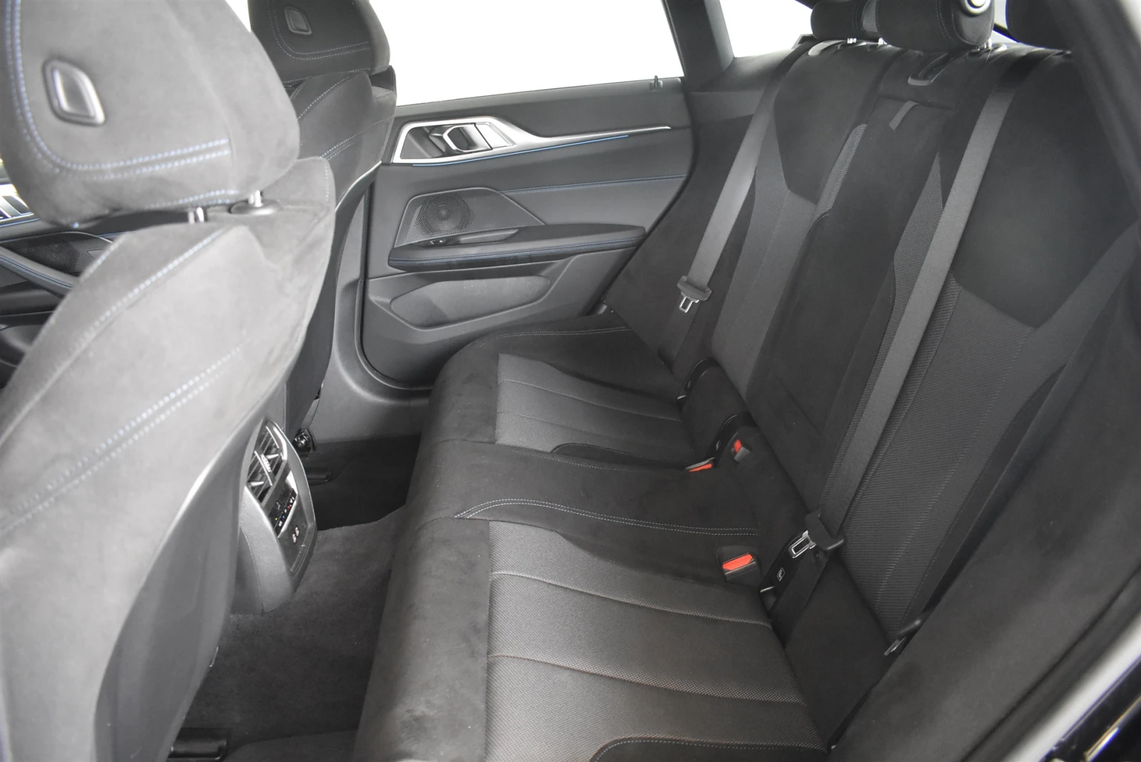 BMW i4 xDrive40 Gran Coupe | Mobile.bg � ����������� 8