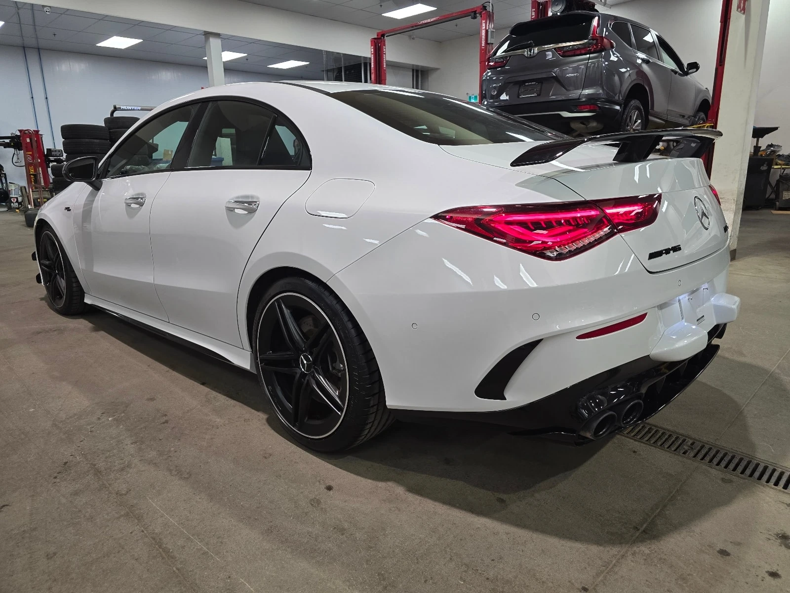 Mercedes-Benz CLA 45 AMG AMG Stealth Package / NIGHT PACKAGE, снимка 8 - Автомобили и джипове - 55938996
