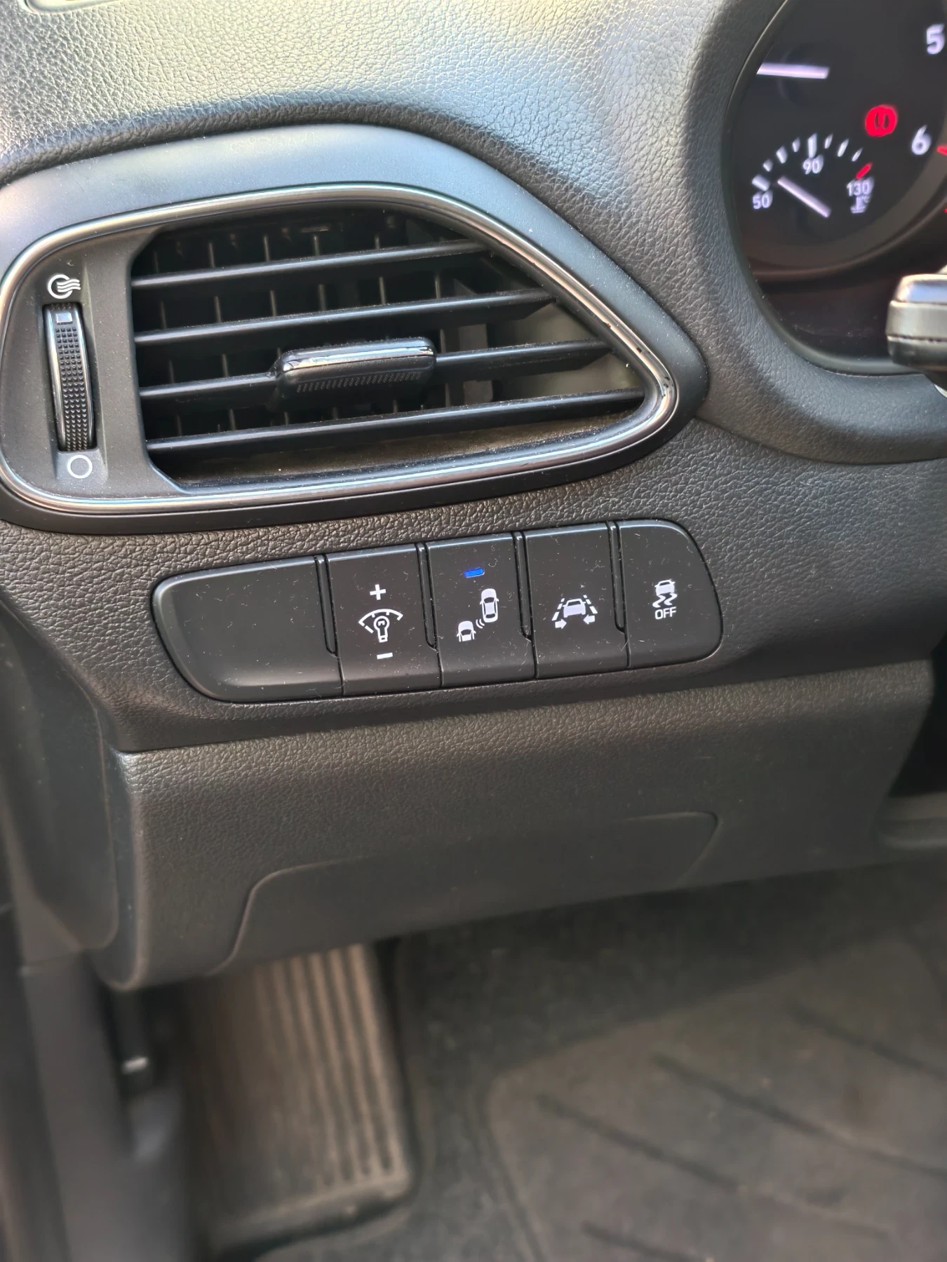Hyundai I30 CW, снимка 8 - Автомобили и джипове - 55975626
