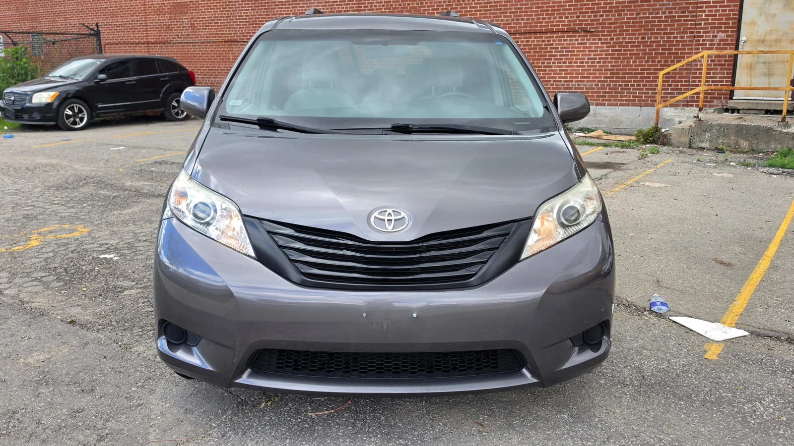 Toyota Sienna * 5dr 7 Pass FWD* ���������� ��� ������������*  | Mobile.bg � ����������� 6