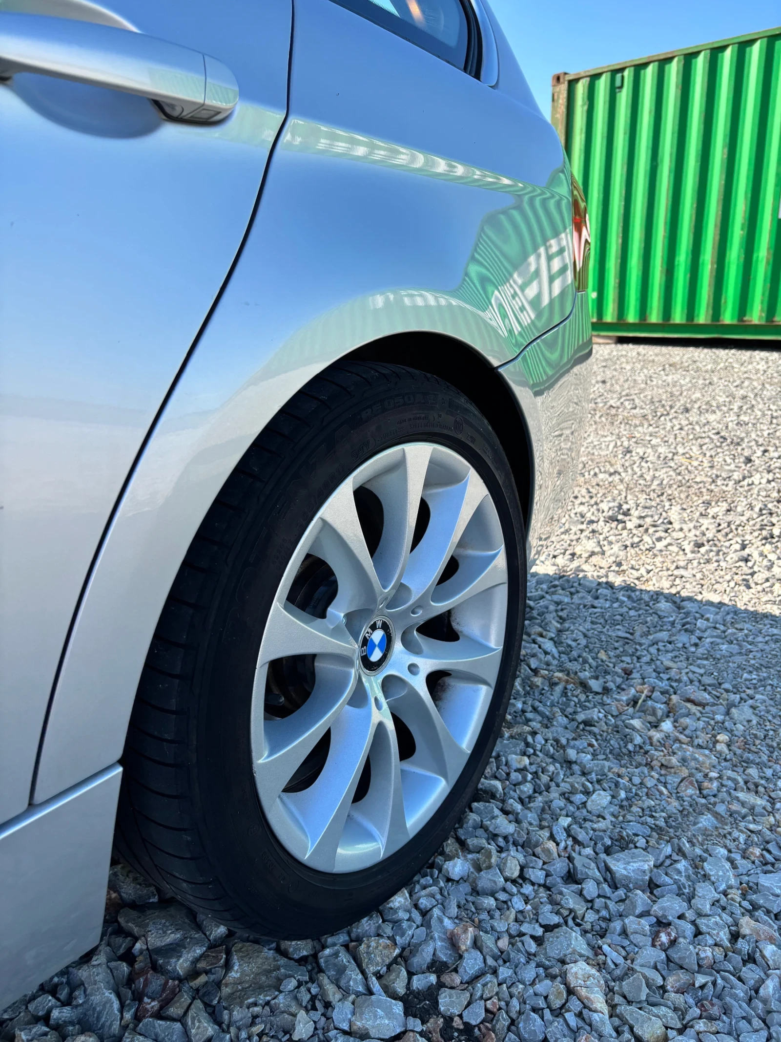 BMW 325 i Facelift , снимка 10 - Автомобили и джипове - 56184122