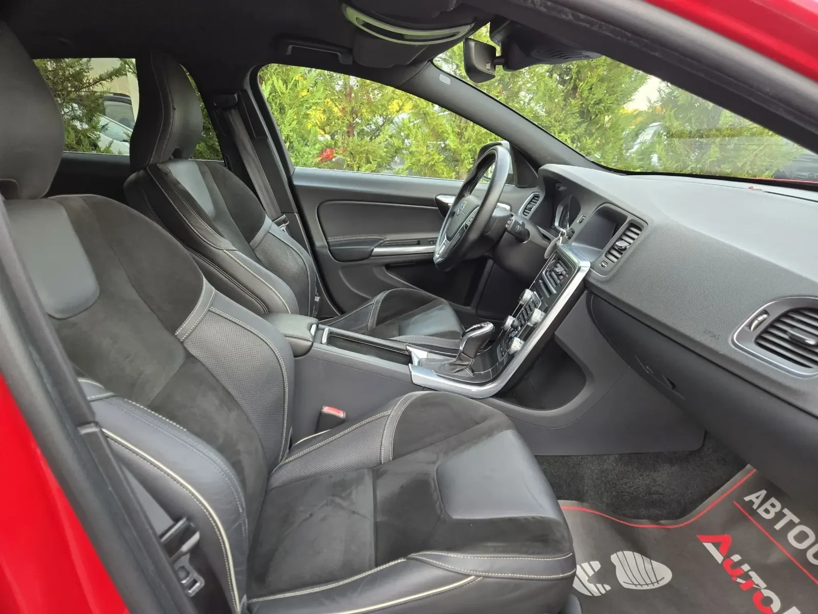 Volvo V60 2.0D-136��= �������= R-Design= 162.000��= D5 | Mobile.bg � ����������� 14