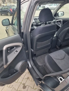 Toyota Rav4 2.2 136hp, снимка 13
