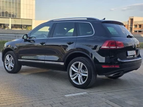 VW Touareg 3.0TDI FULL SERVICE HISTORY , снимка 3