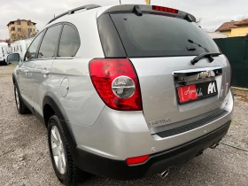 Chevrolet Captiva 2.4i 4WD/Фейслифт/7-Местна/Нави/Кожа/ТОП СЪСТОЯНИЕ, снимка 3