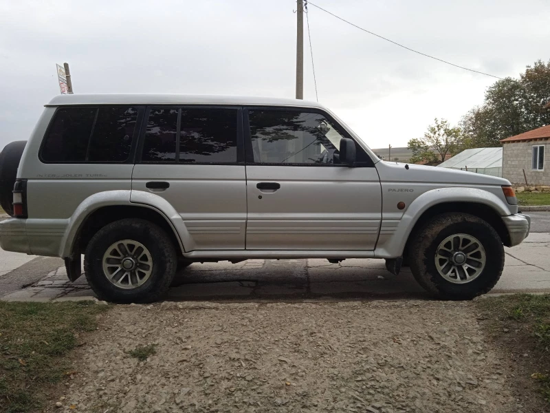 Mitsubishi Pajero 2.5 TDI Климатик, снимка 3 - Автомобили и джипове - 47482633