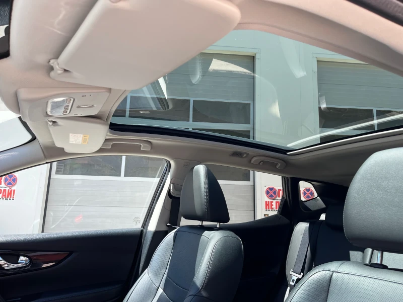 Nissan Qashqai 1.6i 163кс Full Екстри, снимка 13 - Автомобили и джипове - 50083558