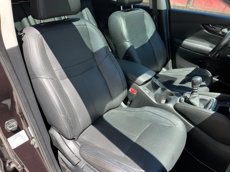 Nissan Qashqai 1.6i 163кс Full Екстри, снимка 15 - Автомобили и джипове - 50083558