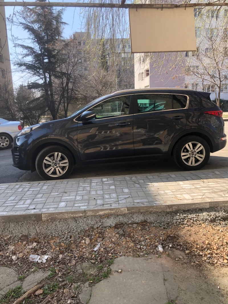 Kia Sportage, снимка 5 - Автомобили и джипове - 52665896