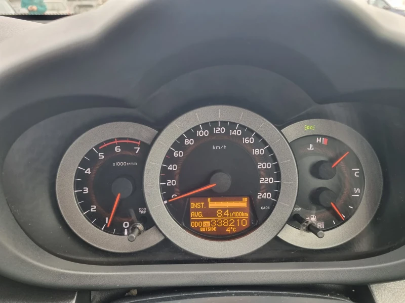 Toyota Rav4 2.2 136hp, снимка 15 - Автомобили и джипове - 52838797